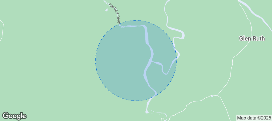 Map of Airbnb listings in Tablelands Regional