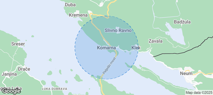 Map of Airbnb listings in Komarna