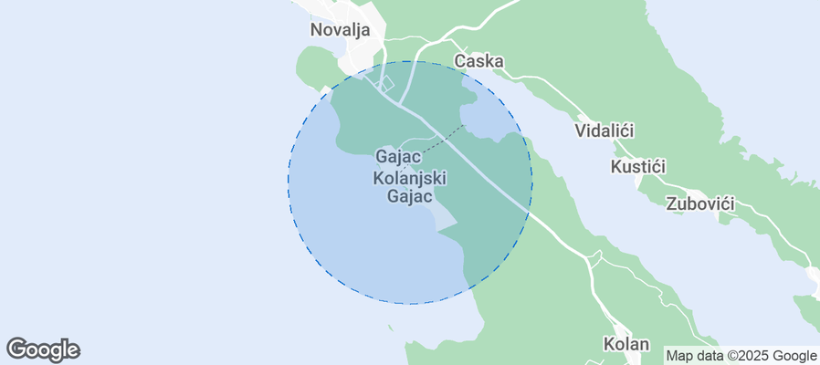 Map of Airbnb listings in Kolanjski Gajac