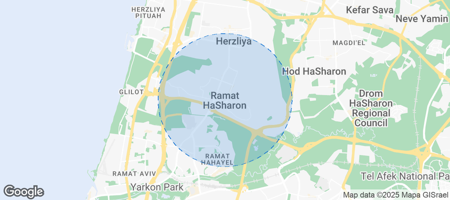 Map of Airbnb listings in Ramat HaSharon