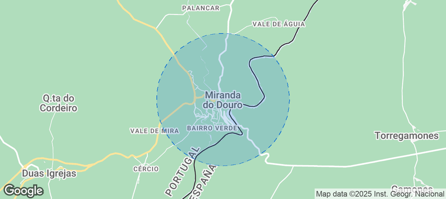 Map of Airbnb listings in Miranda do Douro