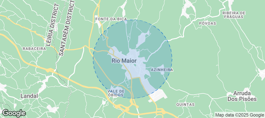 Map of Airbnb listings in Rio Maior