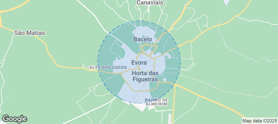 Discover Évora Airbnb Analytics