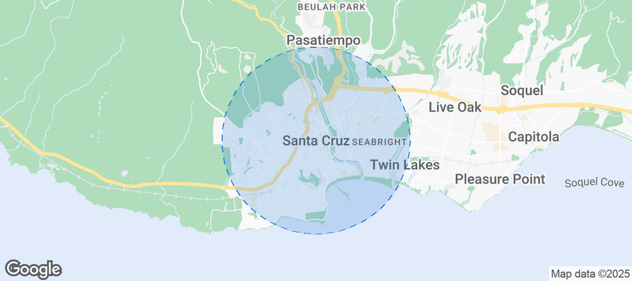 Map of Airbnb listings in Santa Cruz