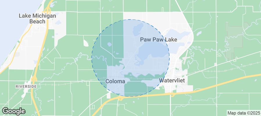 Map of Airbnb listings in Coloma Charter Township