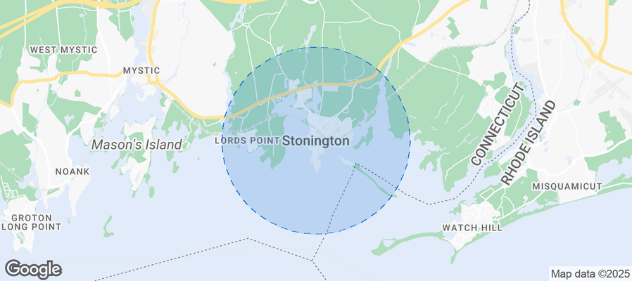 Map of Airbnb listings in Stonington