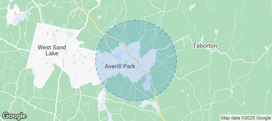 Map of Airbnb listings in Town of Sand Lake